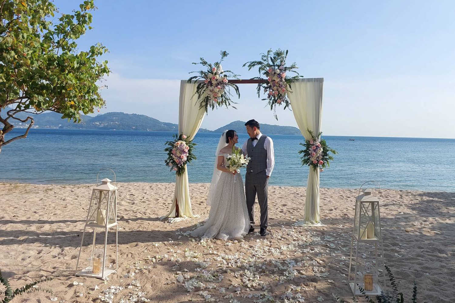 Phuket one Wedding Planner