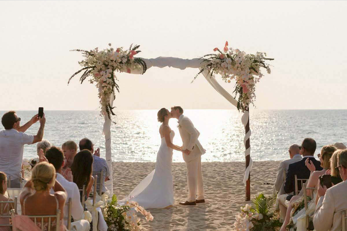 Phuket one Wedding Planner